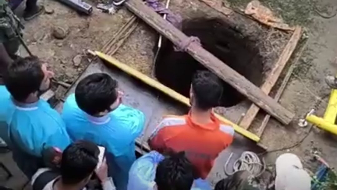 2 Dead, 3 Hospitalized after falls into well in North Kashmir - Wattan ...